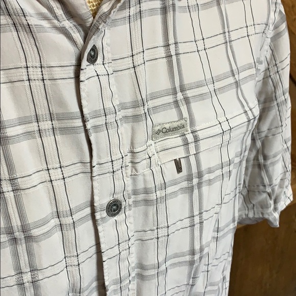 Columbia Omni-Shield button down shirt - Picture 2 of 5